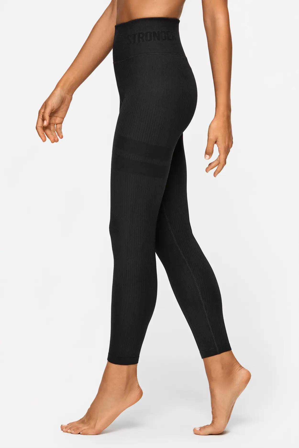 Technical Ribbed Knit Sports Leggings in Black - WOMEN - Ready-to
