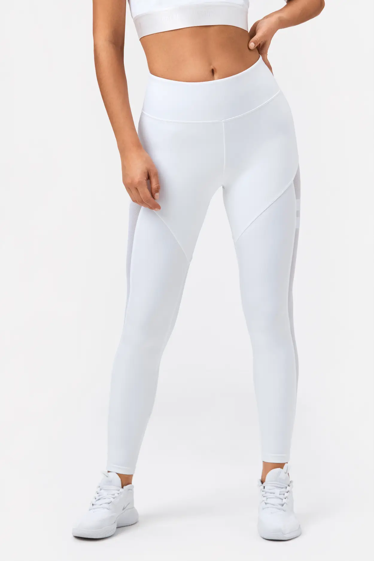 Zenergy by Chico's Solid White Leggings Size Med (1) - 60% off