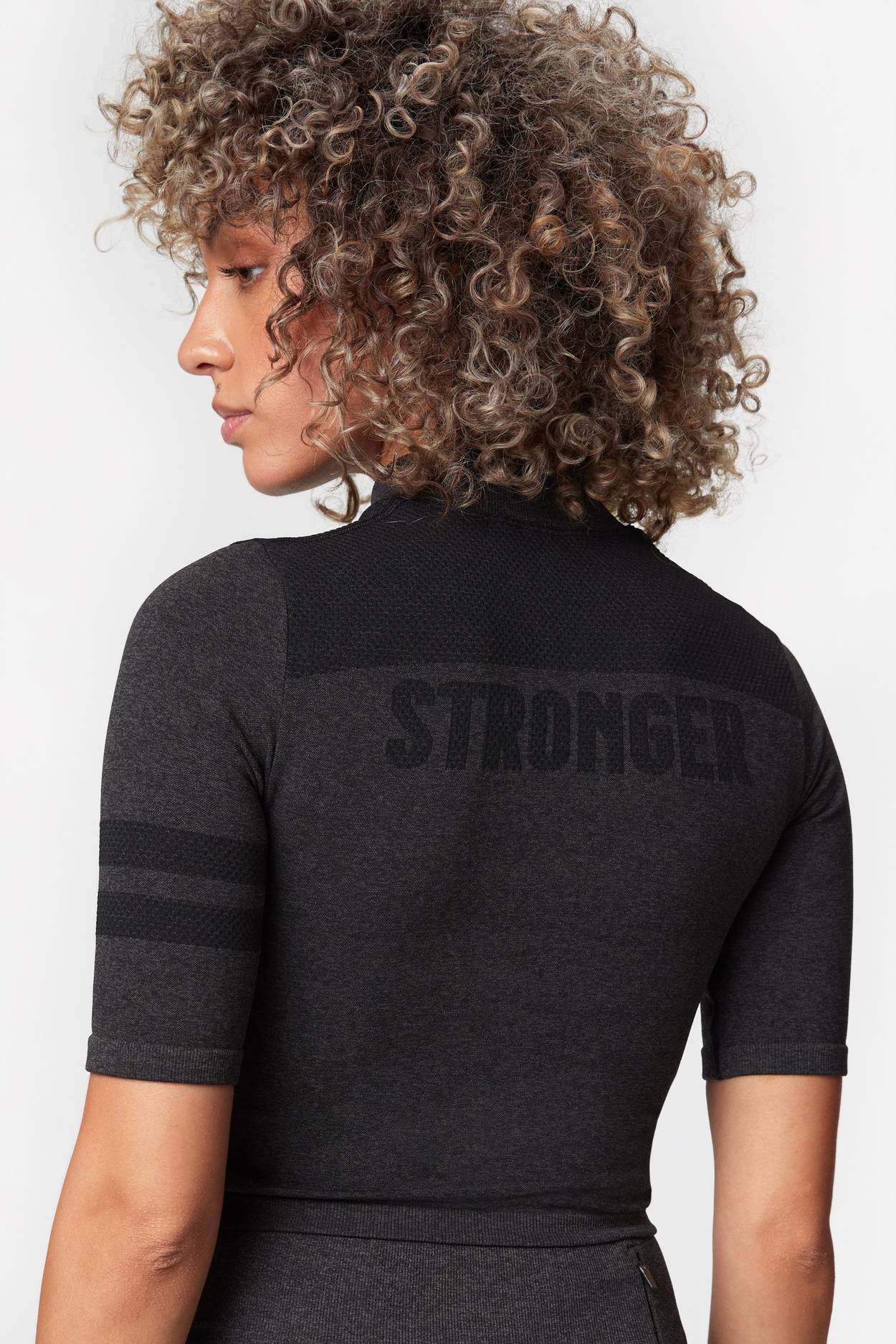 Seamless Charge Buy I | STRONGER Online Tee