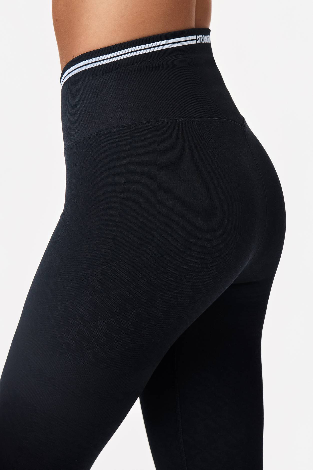 Logo-jacquard low-rise leggings in black - Off White